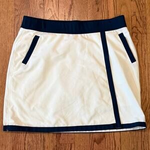 Belyn Key Golf Skort White Navy Trim Womens Medium Performance